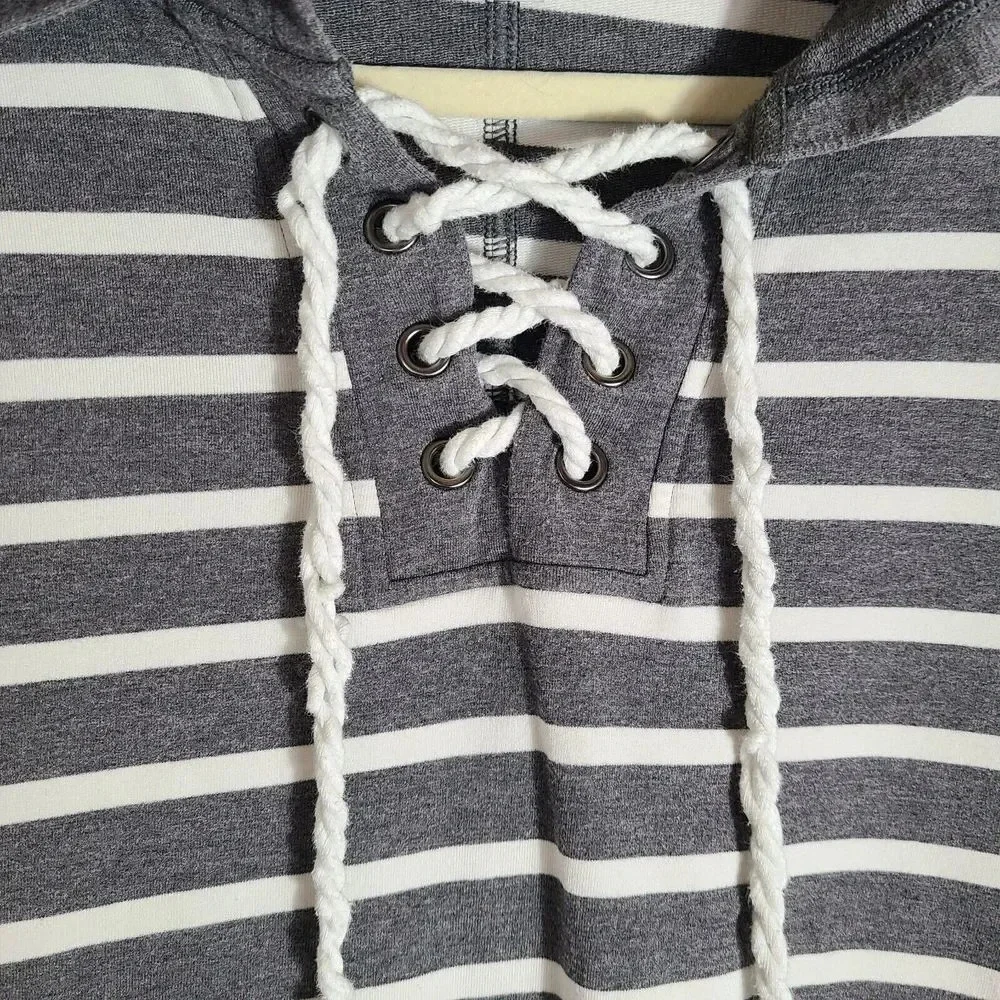 CAbi Size Medium Windward Striped Hooded Sweatshirt‎ Hoodie Gray White Nautical